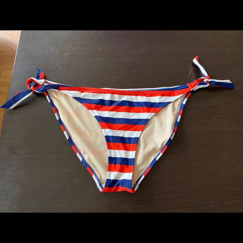 Striped bikini bottoms